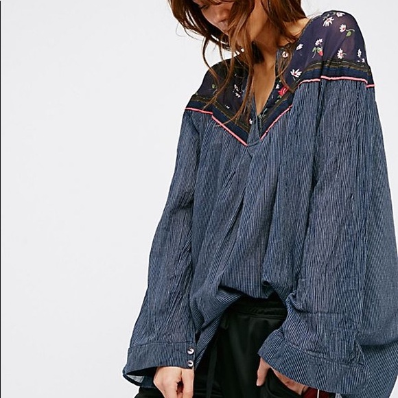 Free People Tops - FREE PEOPLE Hearts and Colours Blouse